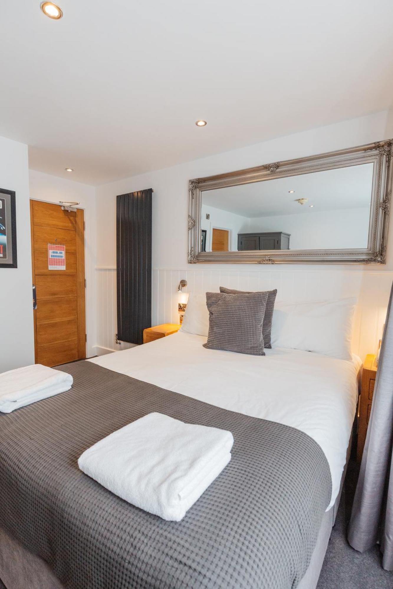 Carlton Hotel Ilfracombe Buitenkant foto