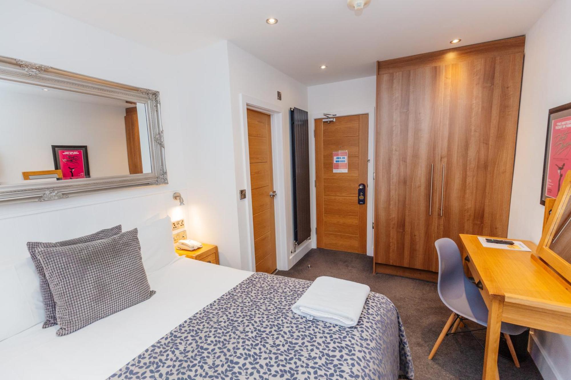 Carlton Hotel Ilfracombe Buitenkant foto